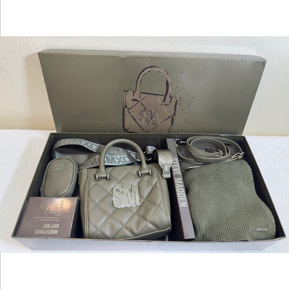 NWT Steve Madden Olive Green Quilted Bag Set